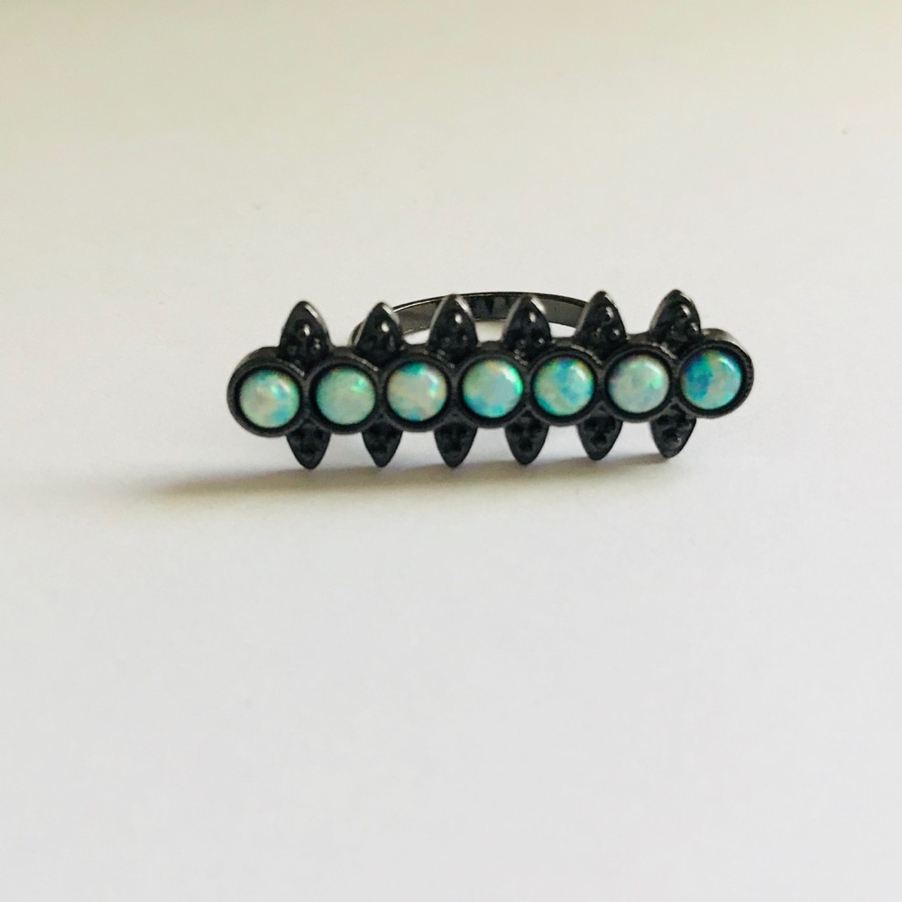 OPAL GREEN RING RARE RING - Picture 1 of 3